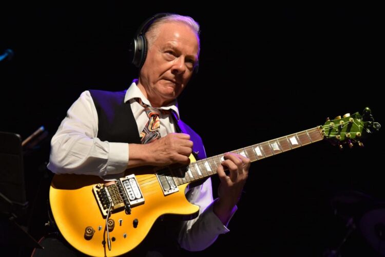 Robert Fripp Explains Why He Received’t Revive King Crimson