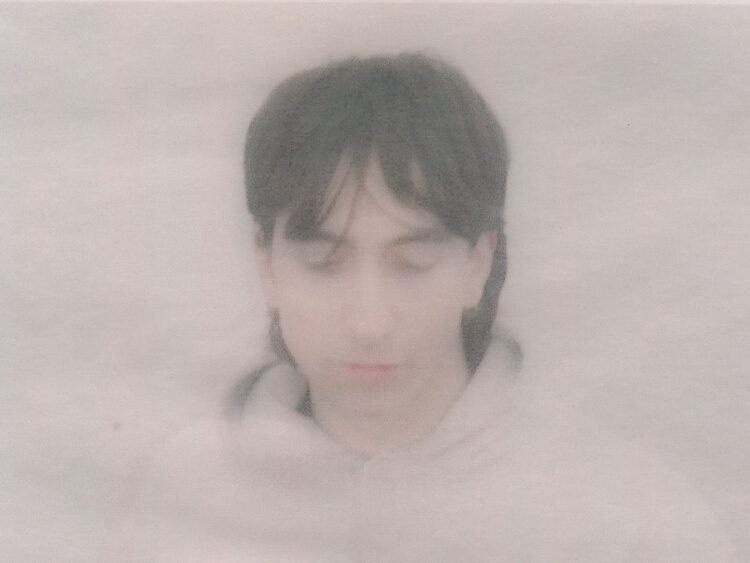 Dari Bay Share New Track “Chevy”: Pay attention