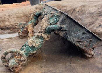 A Bronze Votive Chariot Unearthed, First of its Type on Iberian Peninsula