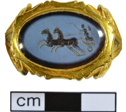 Museum snags Roman gold ring with chariot intaglio – The Historical past Weblog