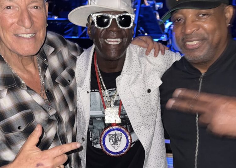 Bruce Springsteen Covers American Classics With Sheryl Crow, Jon Bon Jovi, Dropkick Murphys, & Extra