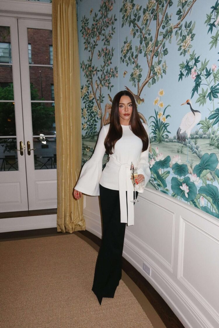 How To Gown For New York Metropolis: Get Lauryn’s Elevated NYC Look