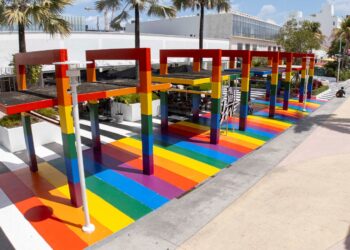Lincoln Street’s Month-to-month Artwork Stroll Celebrates Love