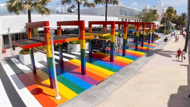 Lincoln Street’s Month-to-month Artwork Stroll Celebrates Love