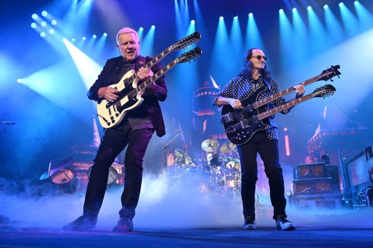 Win a Rush ‘R50’ Deluxe Vinyl Field Set