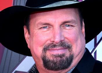 Is Garth Brooks Subsequent? $2B Catalog Sale is on the Desk