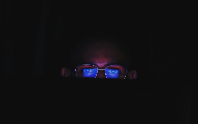 Religious Oneupmanship and the Risks of Digital Discipleship