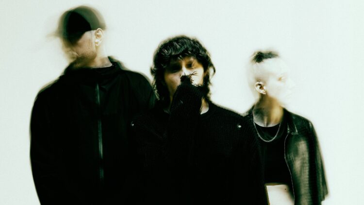 Tropic Gold Workforce Up With HARPY On Textured New Monitor ‘WITCH HOUSE’