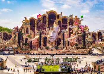 Look Inside ‘Consciencia,’ Tomorrowland’s Most Formidable Competition Mainstage Ever