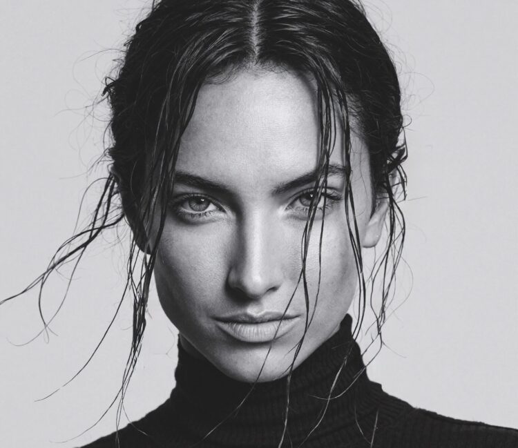 Paige of BONNIE X CLYDE Launches New Solo Challenge, GIELLE, With Dance Anthem Co-Produced Alongside John Summit