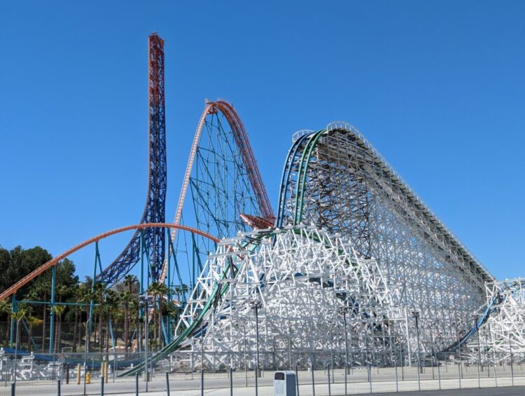 Watch Odd Mob and Walker & Royce Carry out the World’s First DJ Set on a Rollercoaster