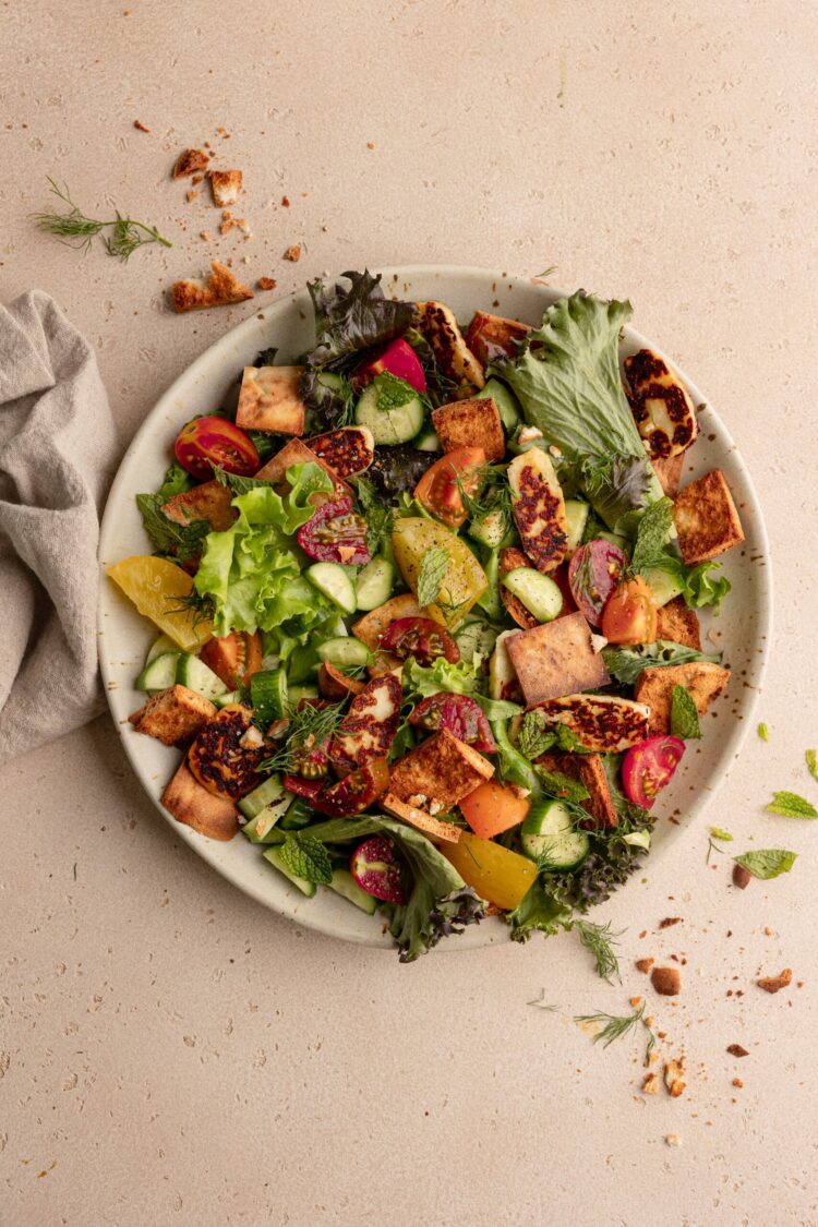 Heirloom Tomato Fattoush Salad With Crispy Halloumi