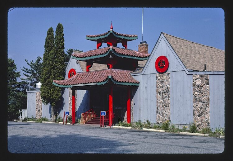 How Anti-Chinese language Immigration Legal guidelines Unexpectedly Led to a Chinese language Restaurant Growth in America