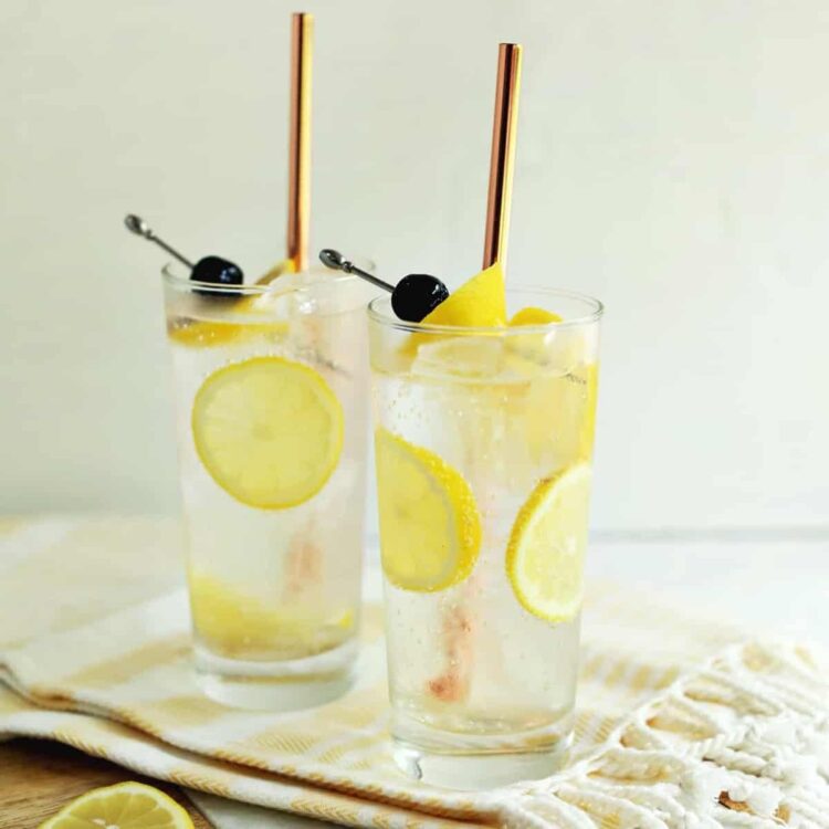 Tom Collins – A Stunning Mess
