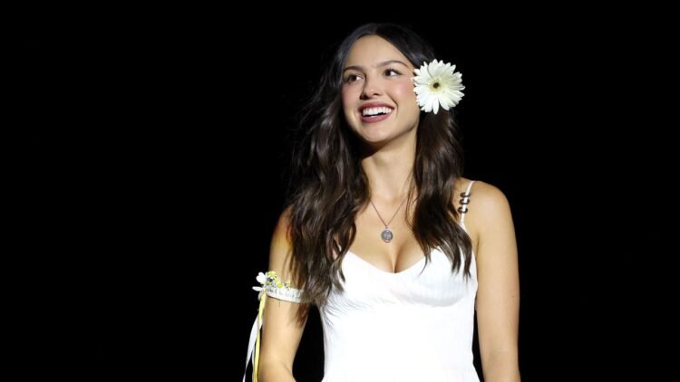 Watch Olivia Rodrigo Sing “Landslide” with Stevie Nicks at Daisy Chain Fields