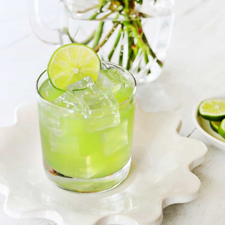 Unbelievable Hulk Cocktail – A Lovely Mess