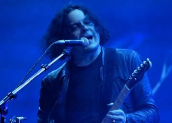 Watch Jack White Carry out ‘Jolene’ to Honor Dolly Parton