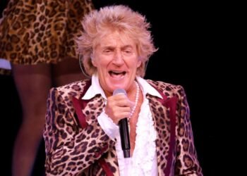 Rod Stewart Cancels Exhibits Following Coronary heart Process