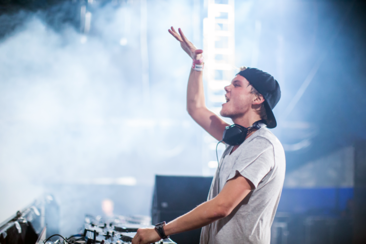 Vivid Lights Says She Has an Unreleased Collaboration With Avicii and David Guetta