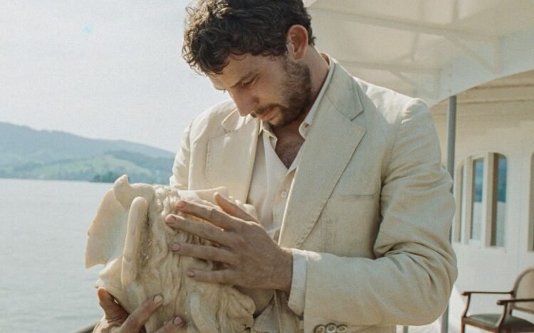 Fashionable Transcendence in Films: Unearthing Misplaced Magnificence in La Chimera