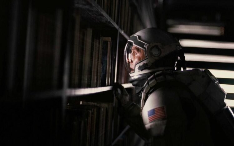 Fashionable Transcendence in Films: The Immanent Solutions of Interstellar