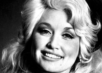 How Dolly Parton grew to become one of many world’s best-loved stars
