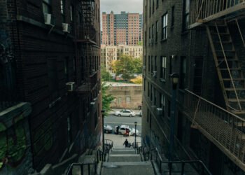 Winter Strolling within the Bronx: On a regular basis Habits That Can Cut back Slip-and-Fall Dangers
