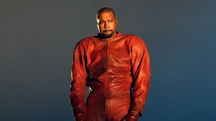 Right here’s Everybody Kanye West Introduced Out at His Homecoming Chicago Present