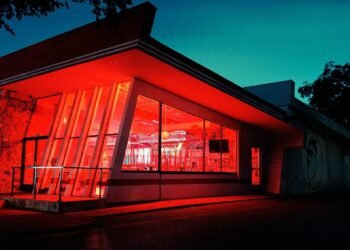 Laidric Stevenson: After the Metropolis Goes Quiet