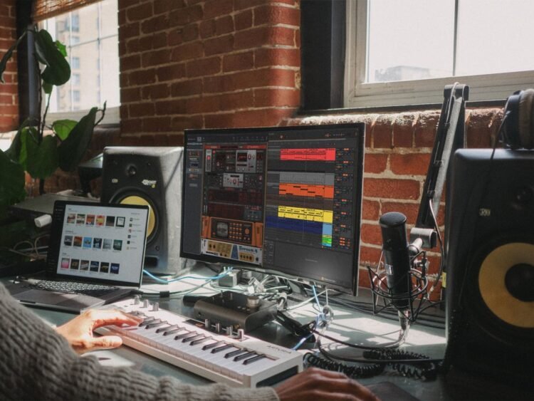 I obtained hands-on with Cause Free and its remarkably addictive modular patching surroundings