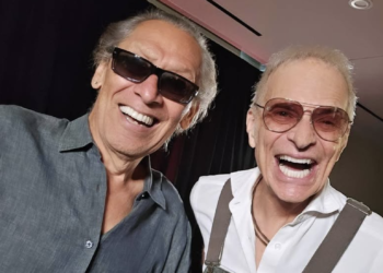 Alex Van Halen Will get Knighted, Reunites With David Lee Roth, Calls Sammy Hagar “A Full Fool”