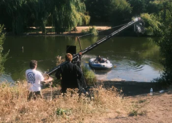 Overlook AI studios – this filmmaker strapped a £15 iMac to a 25ft crane to remake The Odyssey
