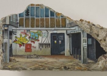 On Concrete Remnants of London’s Aylesbury Property, Harriet Mena Hill Preserves a Group — Colossal
