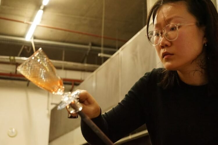 Materials Negotiations: Progress, Constraint and the Growth of Gao Yanjie’s Glass Follow