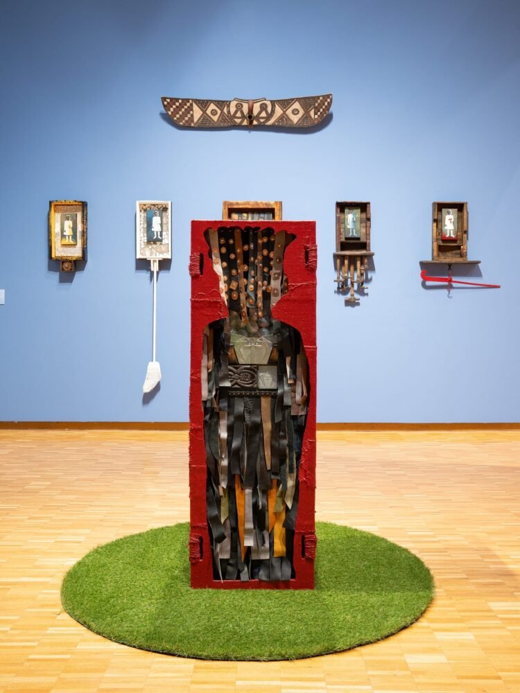 By way of Carved Picket Assemblages, Daniel Minter Communes with the Religious — Colossal