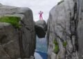 Please No Images! A Brief Movie Focuses on Vacationers’ Obsession with Capturing the Second — Colossal