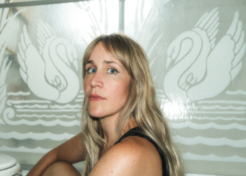 V.V. Lightbody Shares New Tune “Two Swans”: Hear