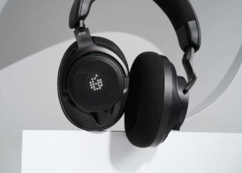 ADAM Audio’s H715 headphones function Sonnox Calibration Suite and a devoted Hello-Fi mode