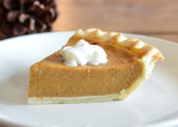 Does Pumpkin Pie Go Unhealthy? Every part You Ought to Know