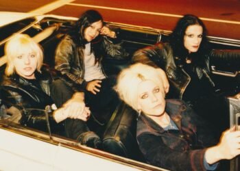 L7 Reunite With Former Bassist on New Music “Loma Linda”