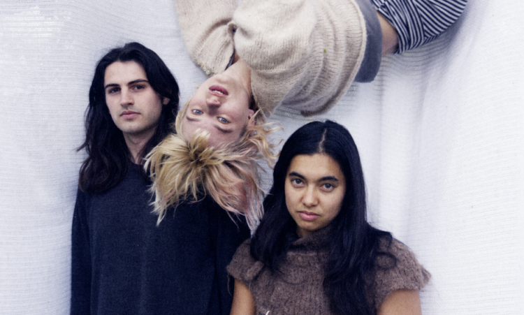 mary within the junkyard ship a young new single with “jane”