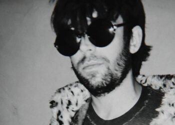 Waverly Drive blends lo-fi grit and psychedelic textures on “crashed out”