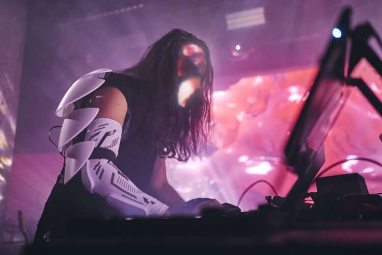 555n transmits a darkish future on cyberpunk single “4rm1 4ut0n0m3”