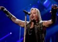 Vince Neil Decided to Defy Critics of His Reside Efficiency